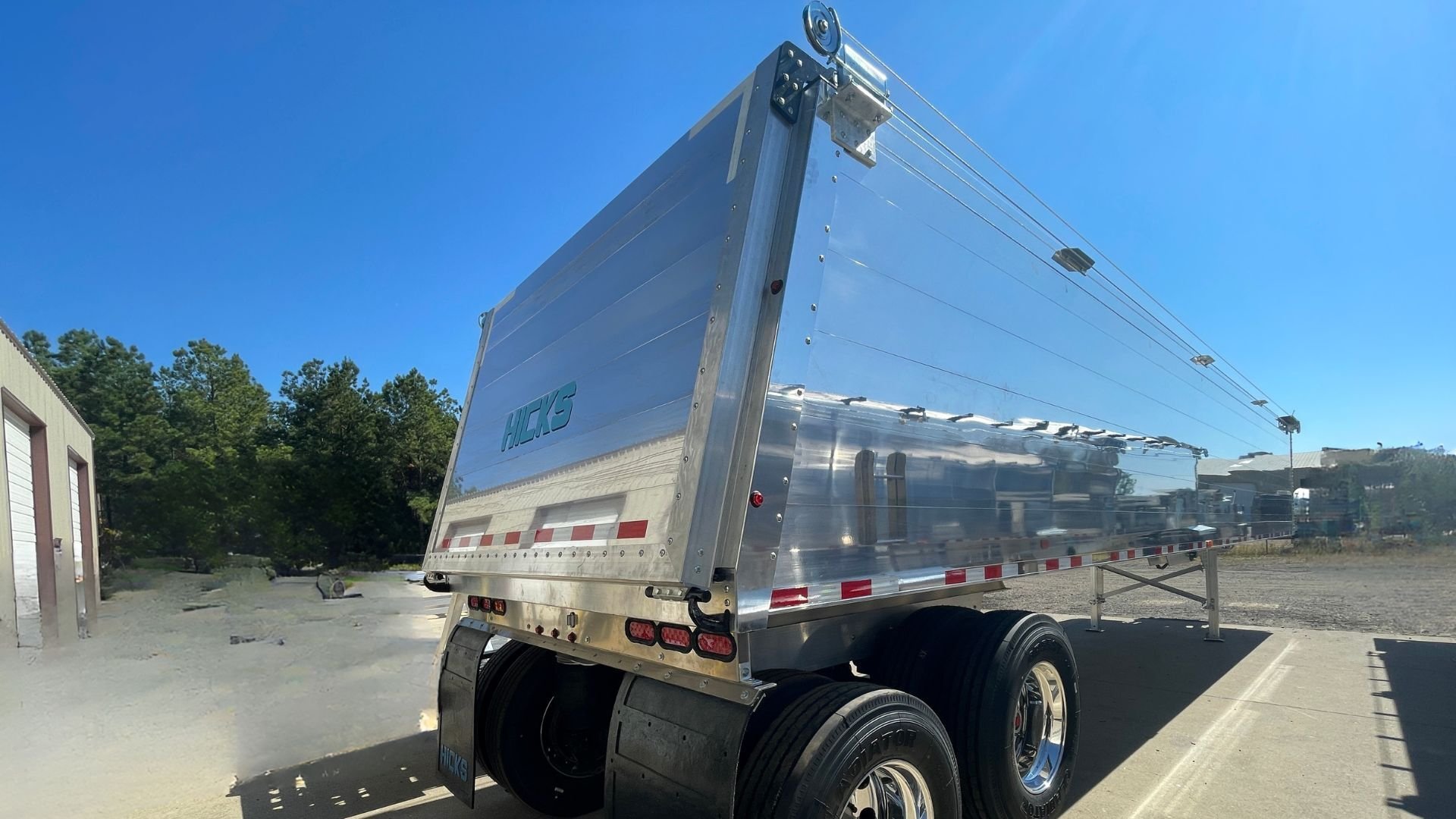 Hicks FL3952 rear (1)